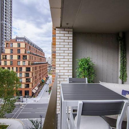 Superb 1 Bedroom Apartment 3Mins From Tube Station Londyn Zewnętrze zdjęcie